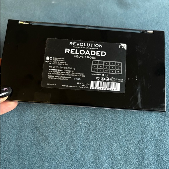 MAKEUP REVOLUTION LONDON
Makeup Revolution Reloaded Palette, Makeup Eyeshadow - Picture 3 of 3